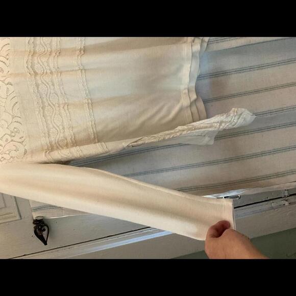 Logo by Lori Goldstien Light Waffle Knit Crochet and Lace Tunic Size Large - Picture 5 of 9